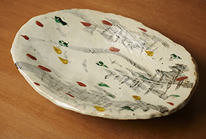 色絵松山絵文木之葉形鉢