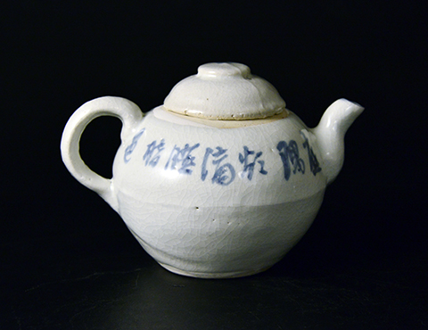 染付鶏冠花繪注子