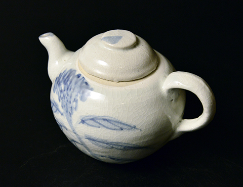 染付鶏冠花繪注子